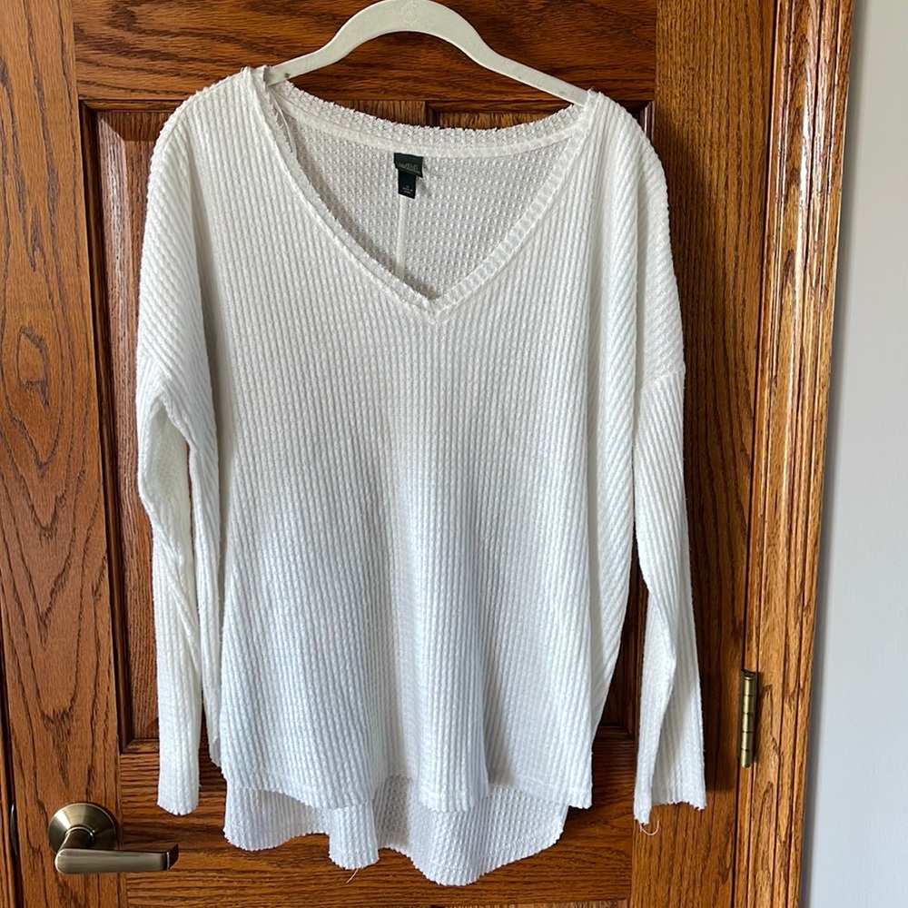 Wild fable thermal top